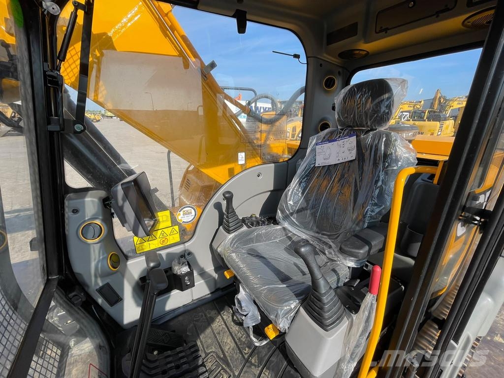 JCB 205 حفارات زحافة