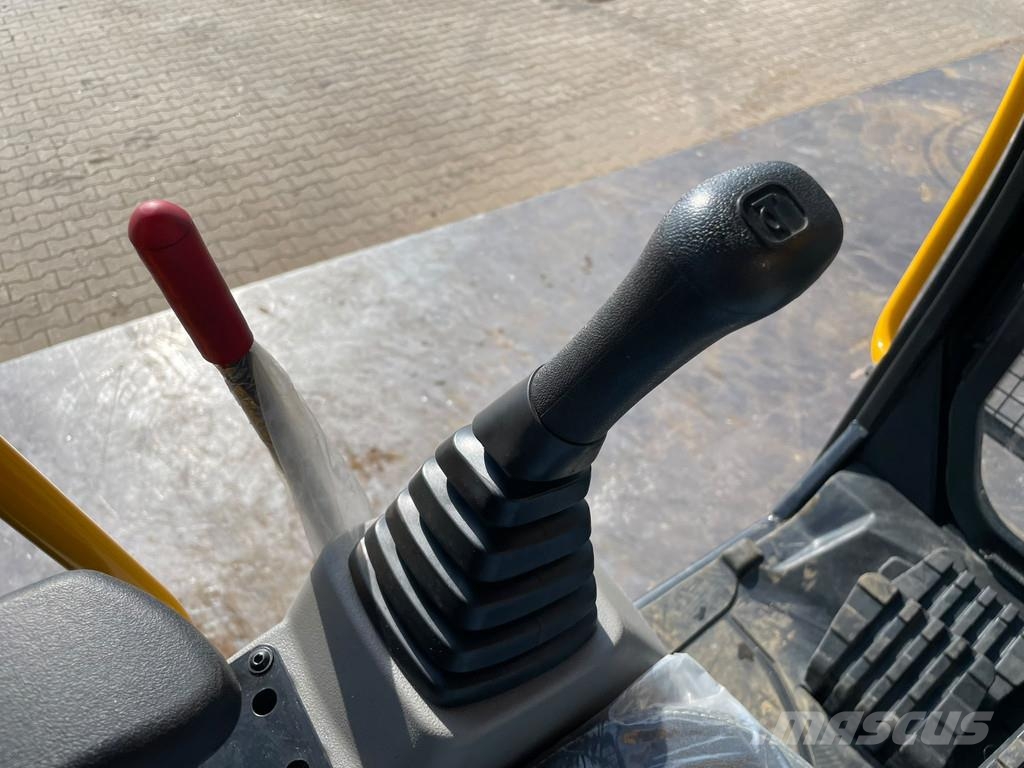 JCB 205 حفارات زحافة