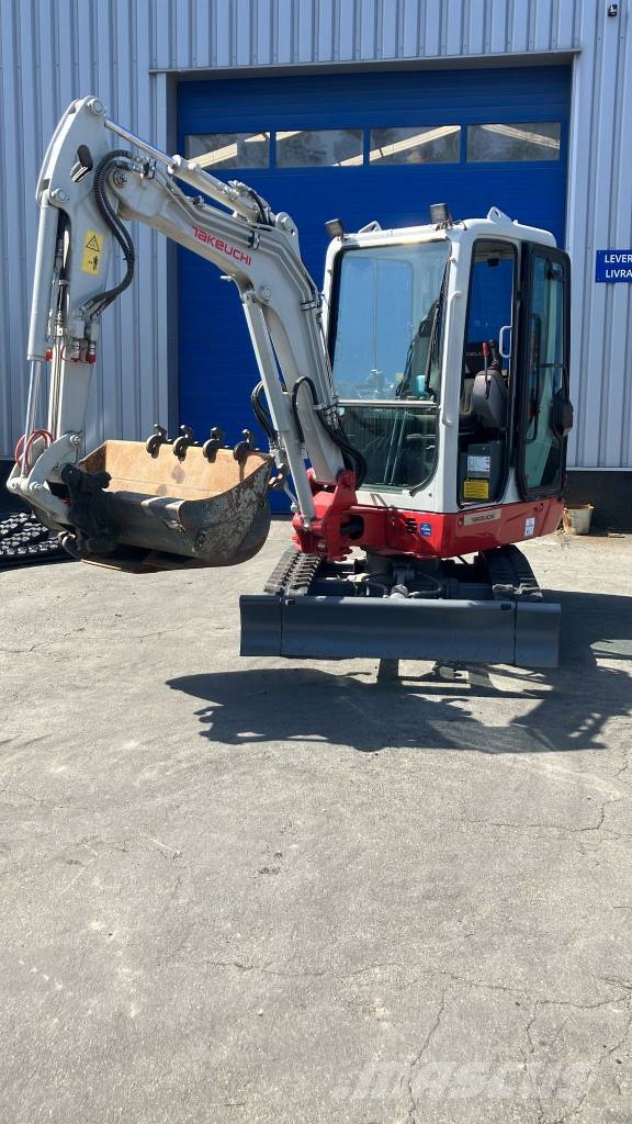Takeuchi TB 225 Mini ekskavatörler, 7 tona dek