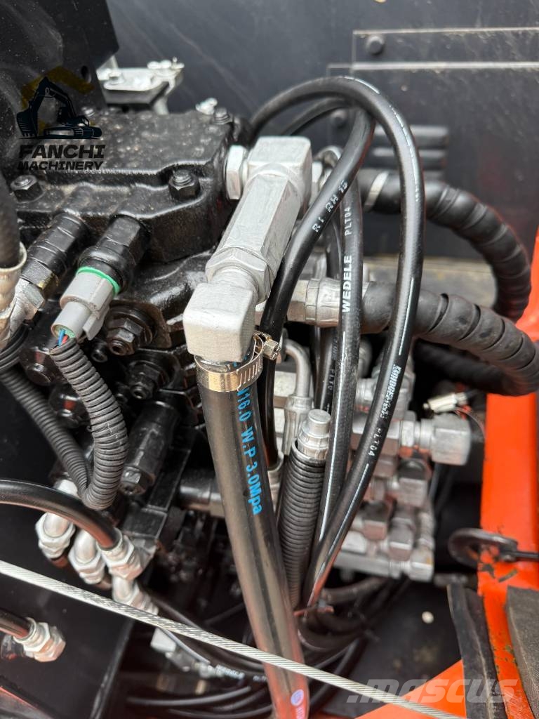 Kubota U 55-4 履带挖掘机
