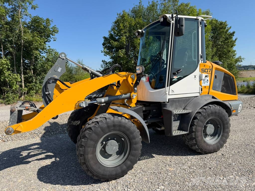 Liebherr 507 stereo لوادر بعجل