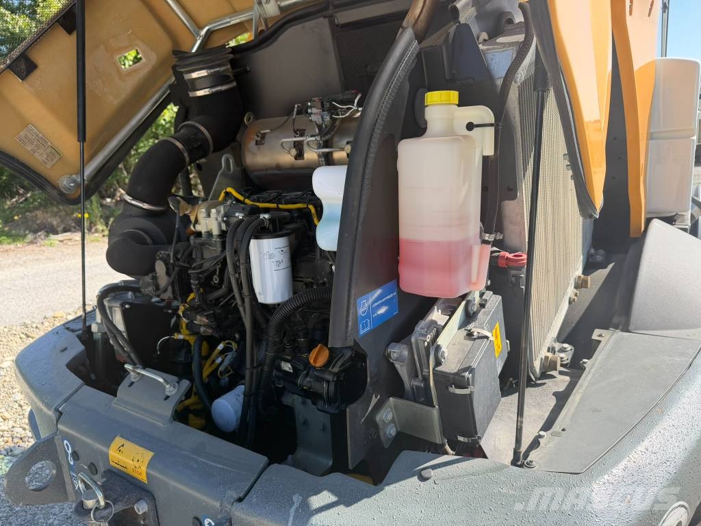 Liebherr 507 stereo لوادر بعجل