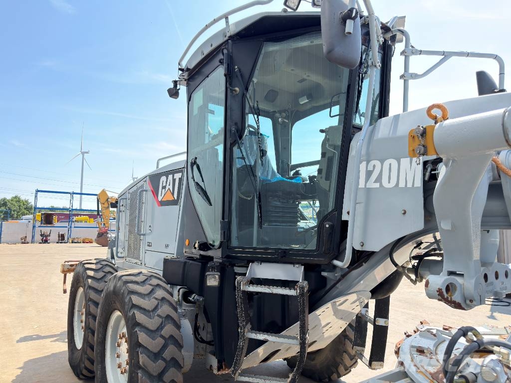 CAT 120M - CE Tiehöylät