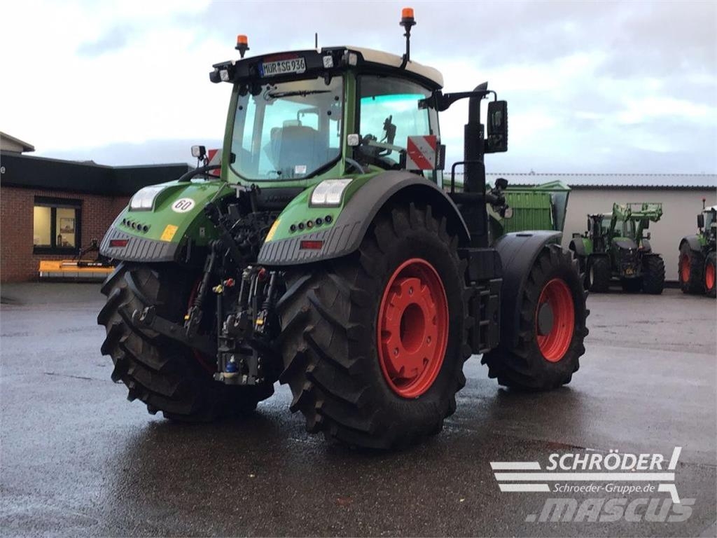 Fendt 936 VARIO GEN7 PROFI PLUS Tractors