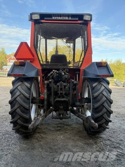 Valmet 405 Tractores