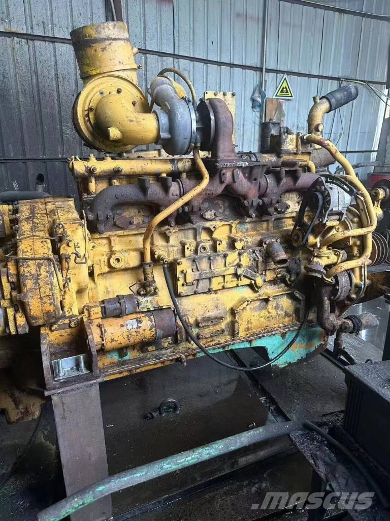 Komatsu 6D155-4 Motori