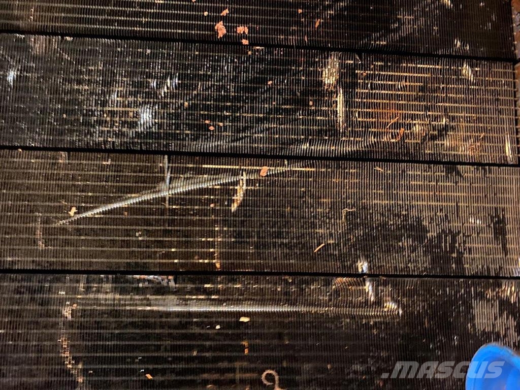 CAT D11 Radiator GP 1569846 Radiators
