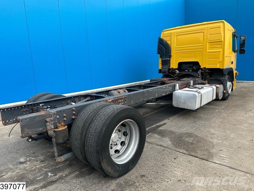 Volvo FM 420 EURO 3, ACC Chassis met cabine