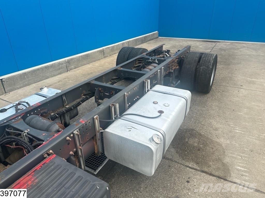Volvo FM 420 EURO 3, ACC Chassis met cabine