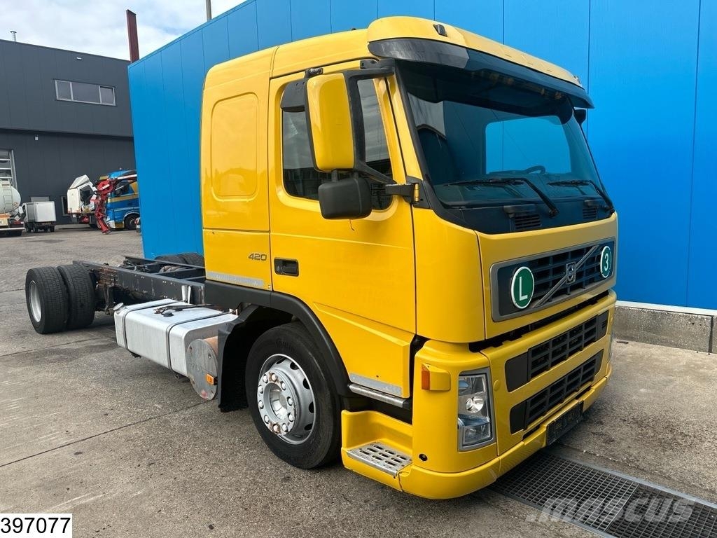Volvo FM 420 EURO 3, ACC Chassis met cabine