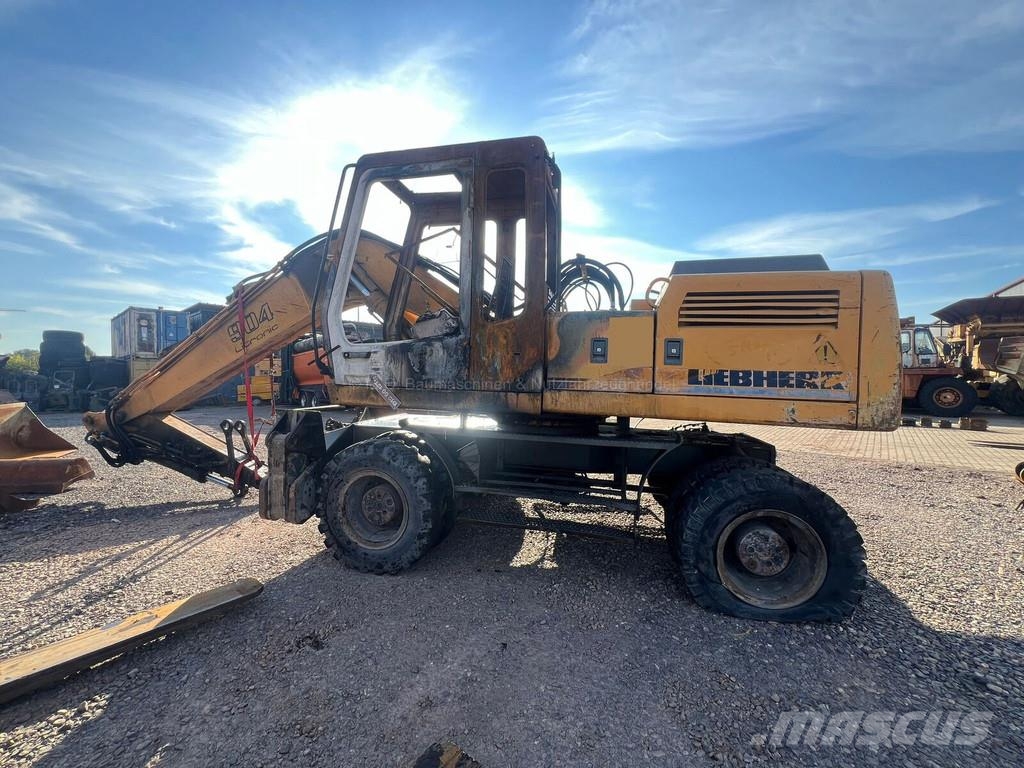 Liebherr A904 Litronic Wielgraafmachines