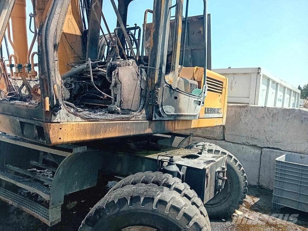 Liebherr A904 Litronic Wielgraafmachines