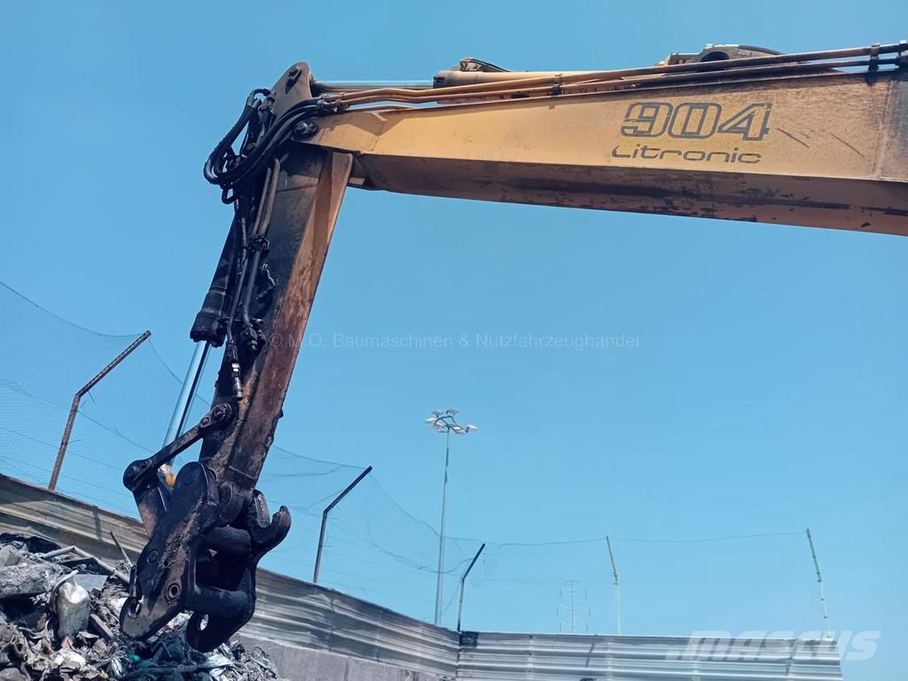 Liebherr A904 Litronic Wielgraafmachines