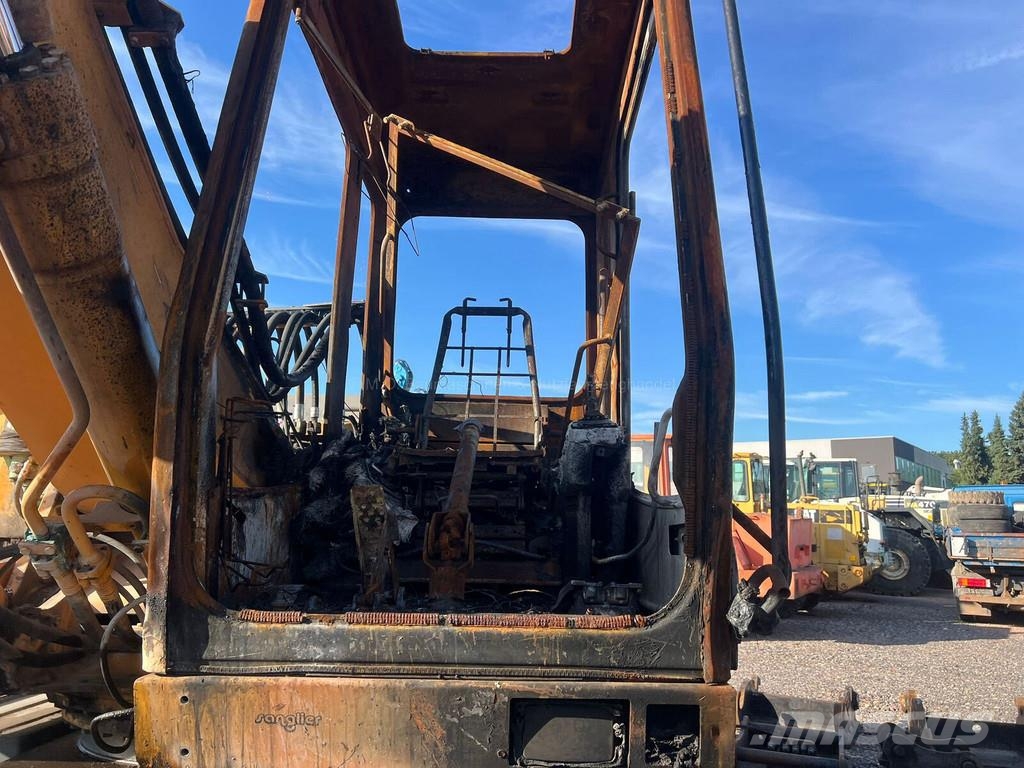 Liebherr A904 Litronic Wielgraafmachines
