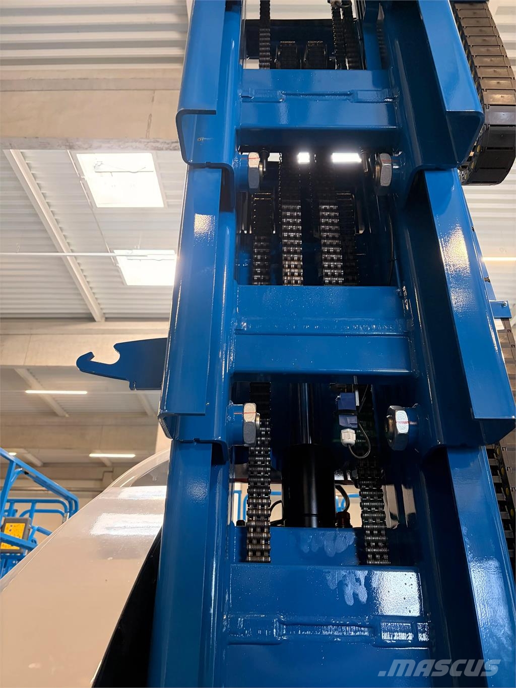 JLG Toucan 12E+ رافعات ومنصات أخرى