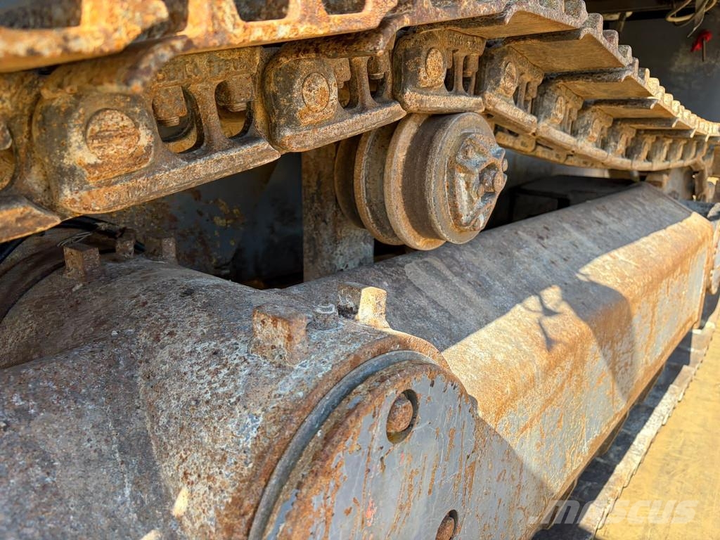 Atlas Copco L6-25 Surface drill rigs