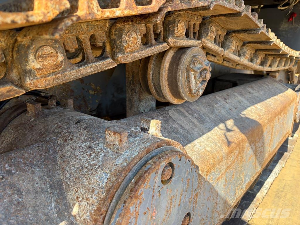 Atlas Copco L6-25 Surface drill rigs