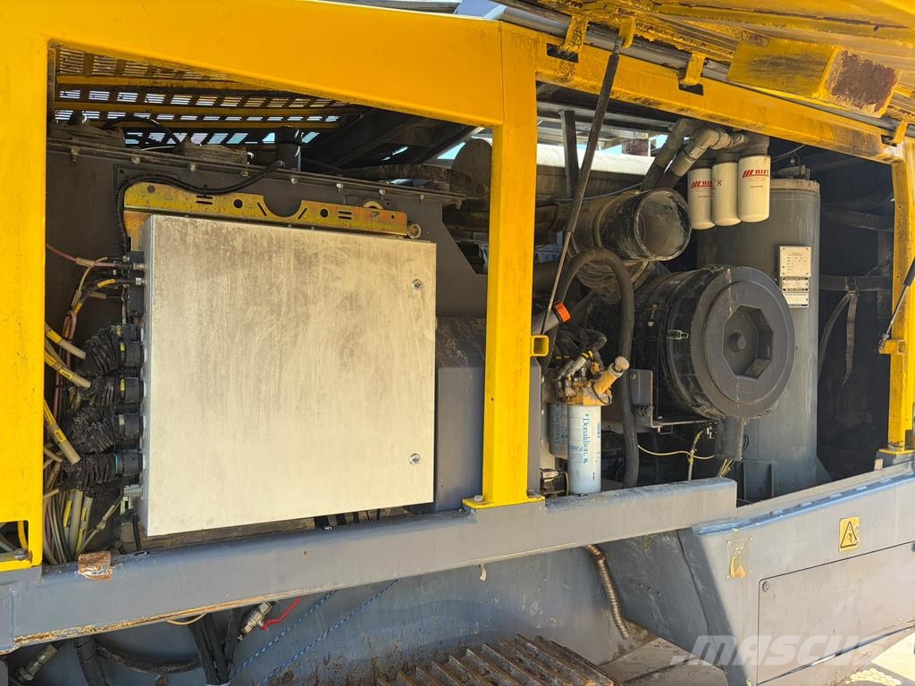 Atlas Copco L6-25 Surface drill rigs