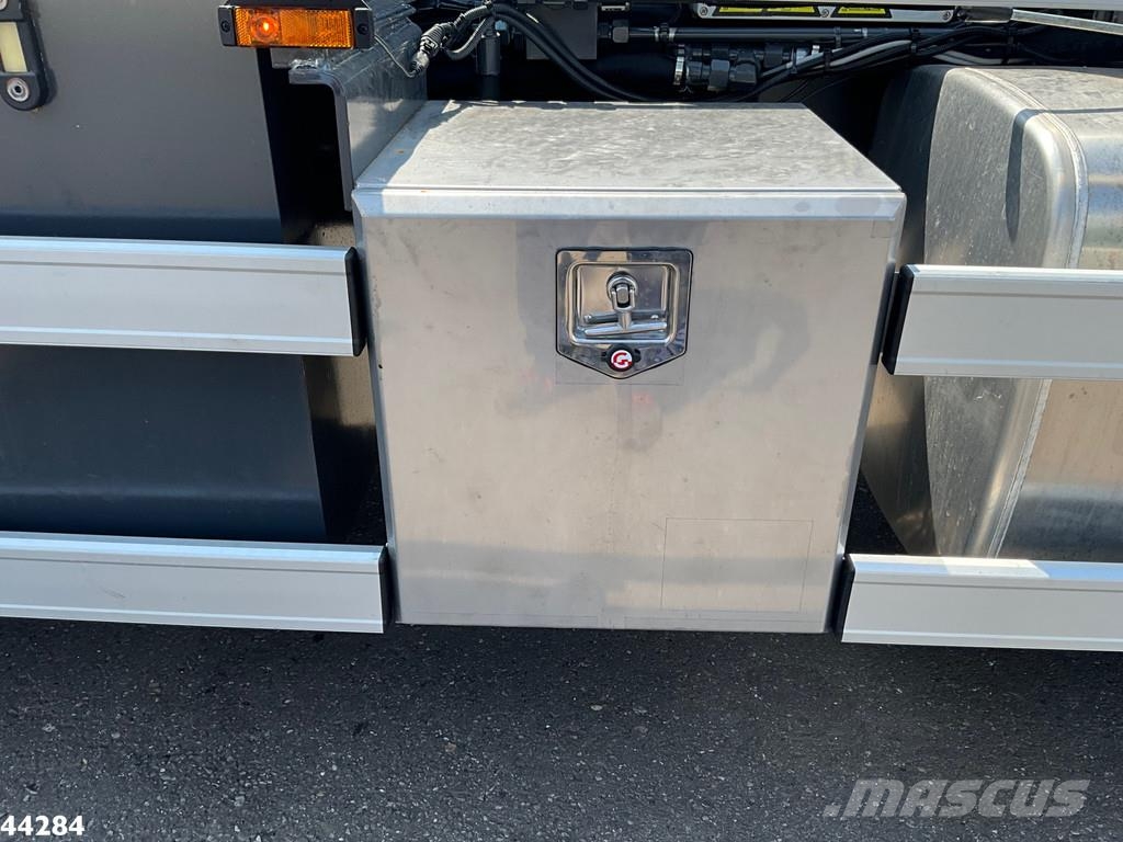 DAF FAN XD 450 Euro 6 HMF 23 Tonmeter laadkraan Abrollkipper