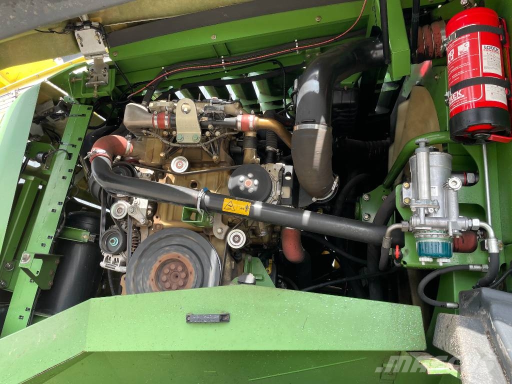Krone Big X 630 自走式青贮饲料收割机