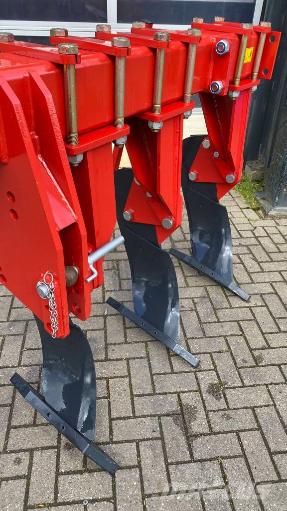 Kverneland CLI 640 Cultivators