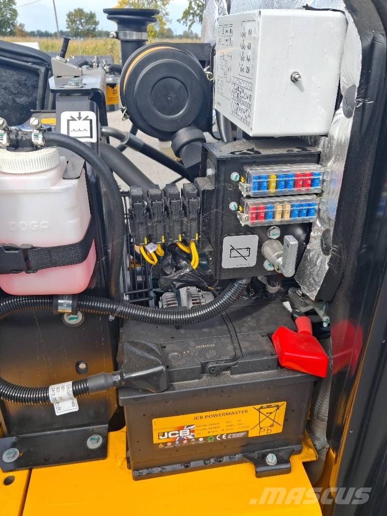 JCB 403 Mini iekrāvēji