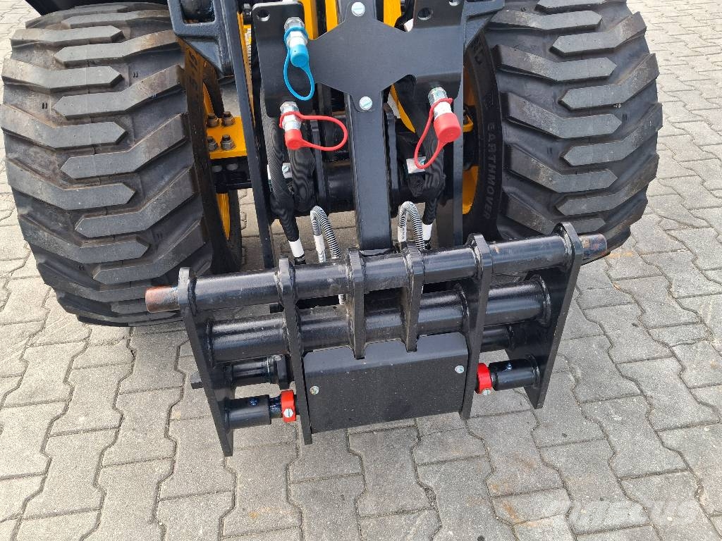 JCB 403 Mini iekrāvēji