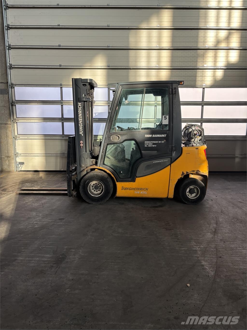 Jungheinrich TFG 425 S Triplex 5.000 mm 天然气叉车