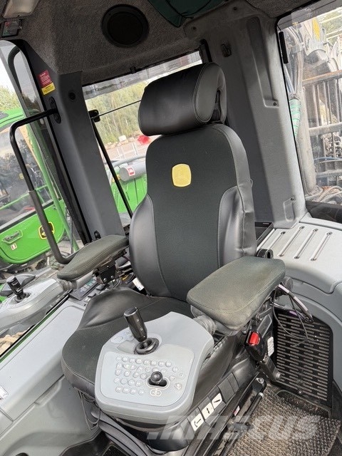 John Deere 1210G Uitrijwagens