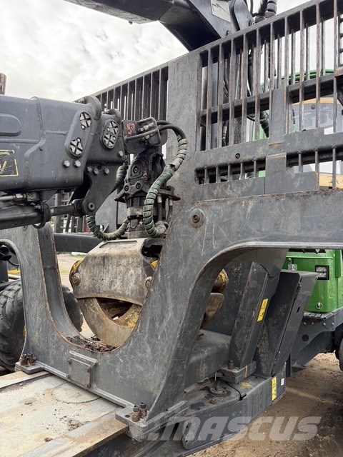 John Deere 1210G Uitrijwagens