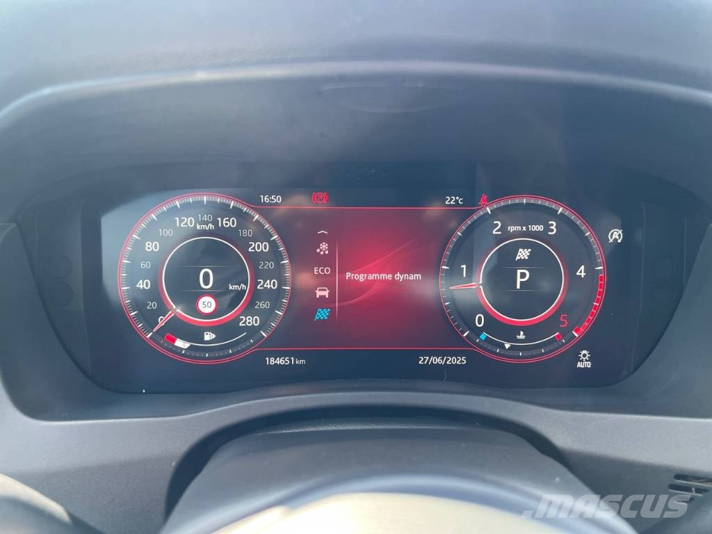 Jaguar XE 20MY SE R-DYN. 2.0L D 180 BVA8 Cockpit PANO Carros