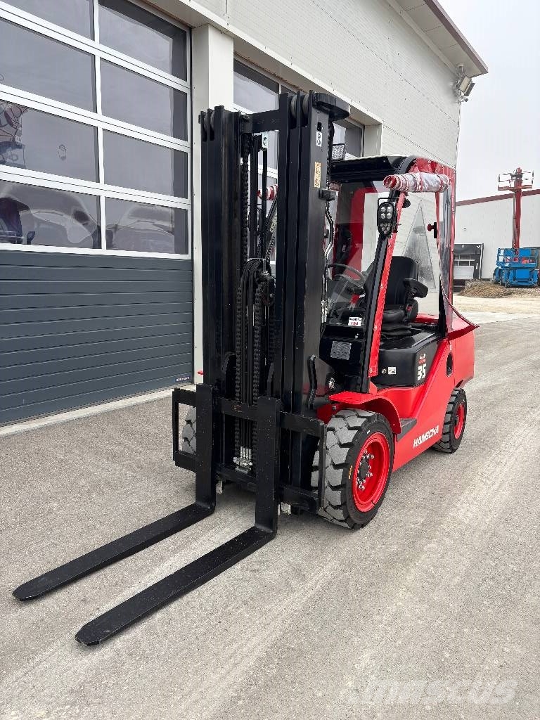 Hangcha CPCD35 Dieselstapler 3500kg, 4700mm شاحنات الديزل