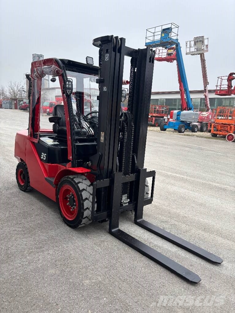 Hangcha CPCD35 Dieselstapler 3500kg, 4700mm شاحنات الديزل