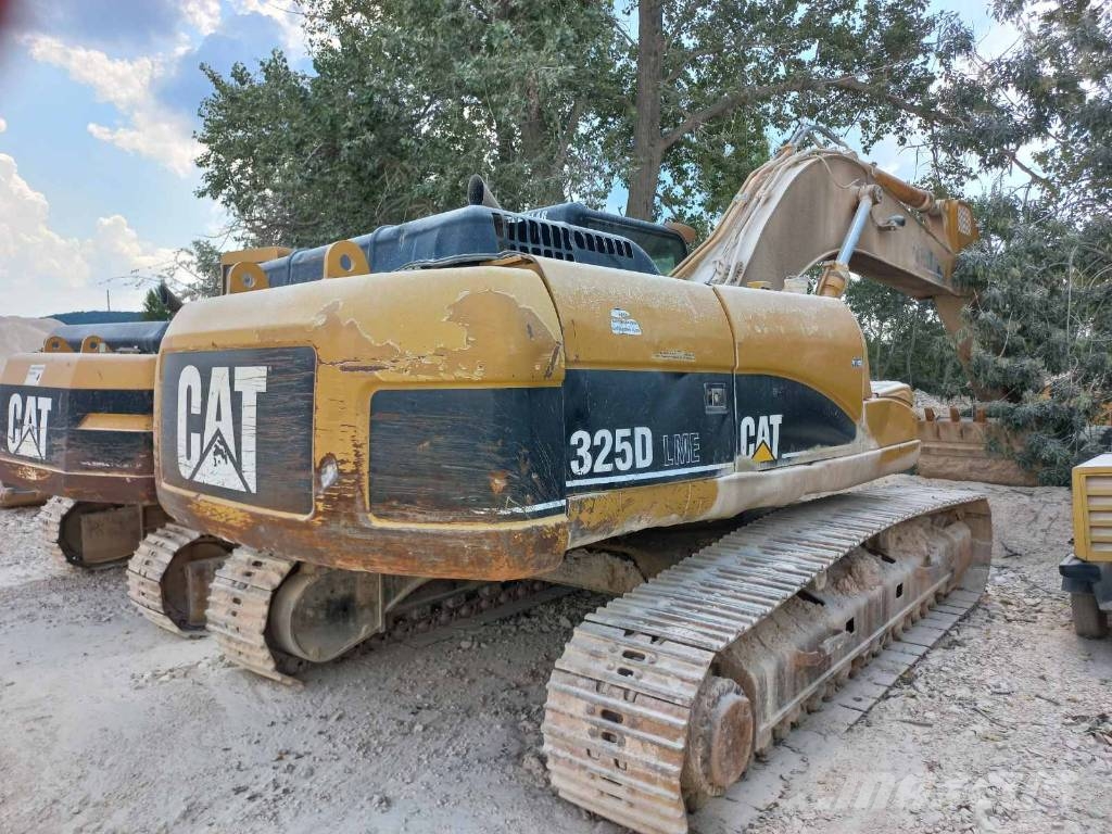 CAT 325 D L Lánctalpas kotrók