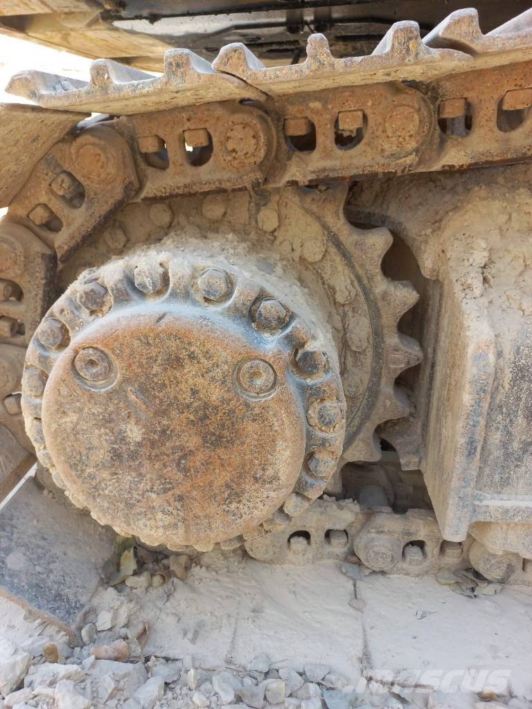 CAT 325 D L Lánctalpas kotrók