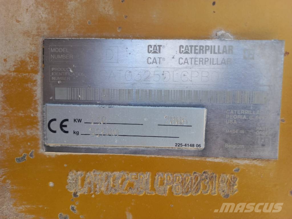 CAT 325 D L Lánctalpas kotrók