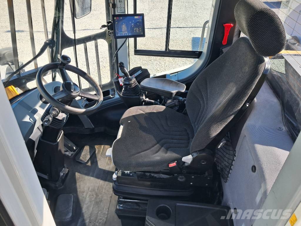 Liebherr L 566 X-Power L 576 580 586 CAT Kolesni nakladalci