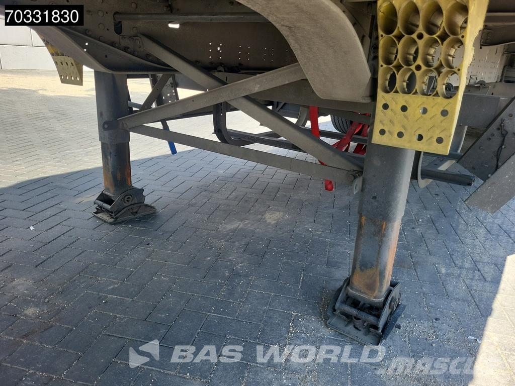 Schmitz Cargobull SCB*S3T 3 axles Sliding Roof Curtainsider semi-trailers