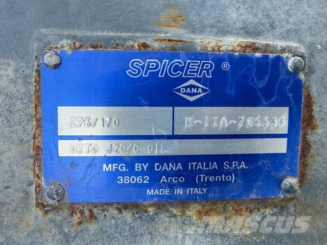 Atlas Copco BOOMER XE 3 USED SPICER AXLES Drilling equipment accessories and spare parts