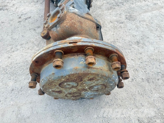 Atlas Copco BOOMER XE 3 USED SPICER AXLES Drilling equipment accessories and spare parts