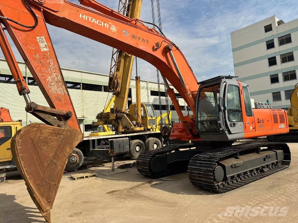 Hitachi 日立 350 Excavatoare pe șenile