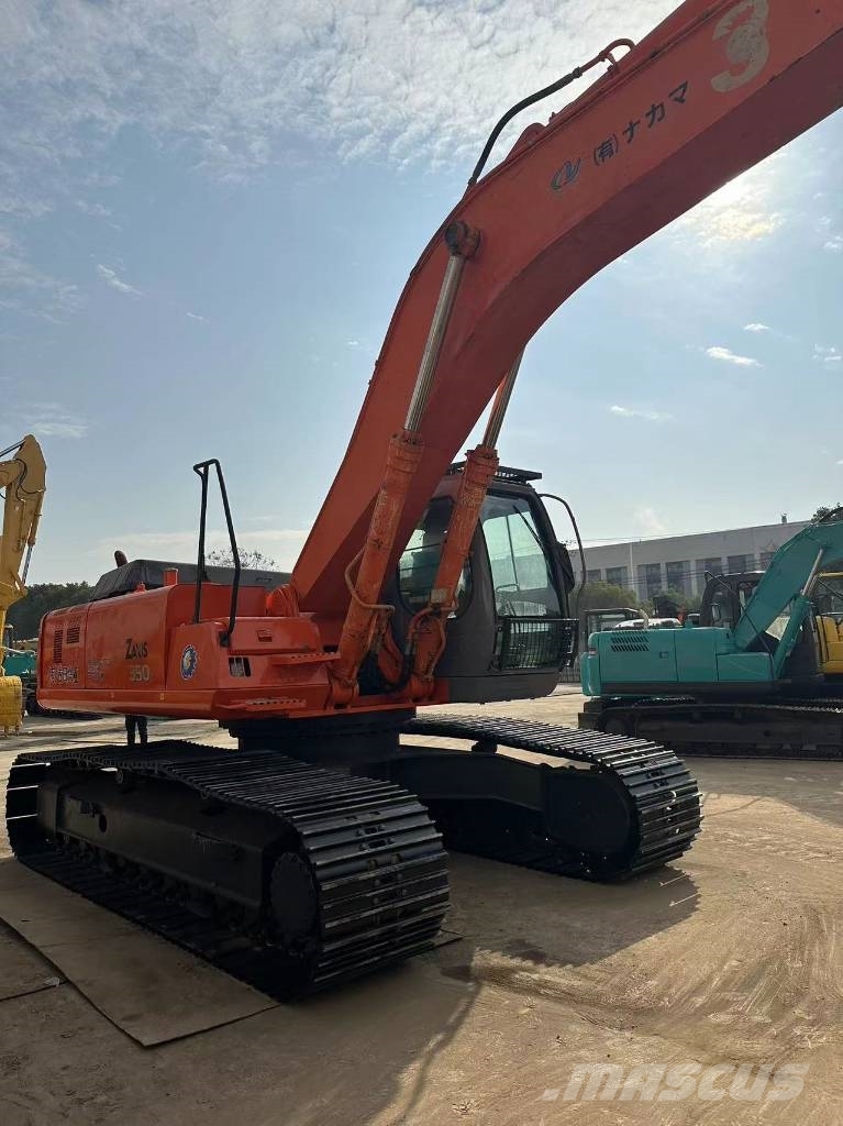Hitachi 日立 350 Excavatoare pe șenile