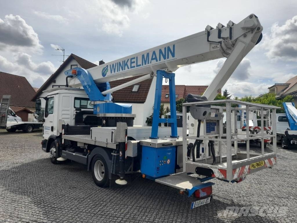 Palfinger P 300 KS Plataformas sobre camión
