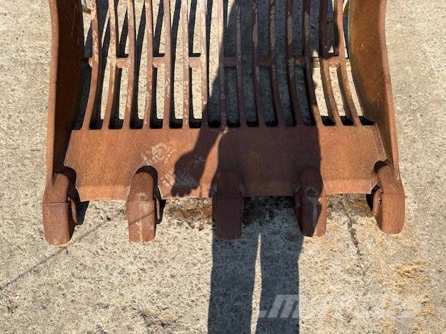 Eurosteel PB 1300 mm - CW30/40 دلاء فحص