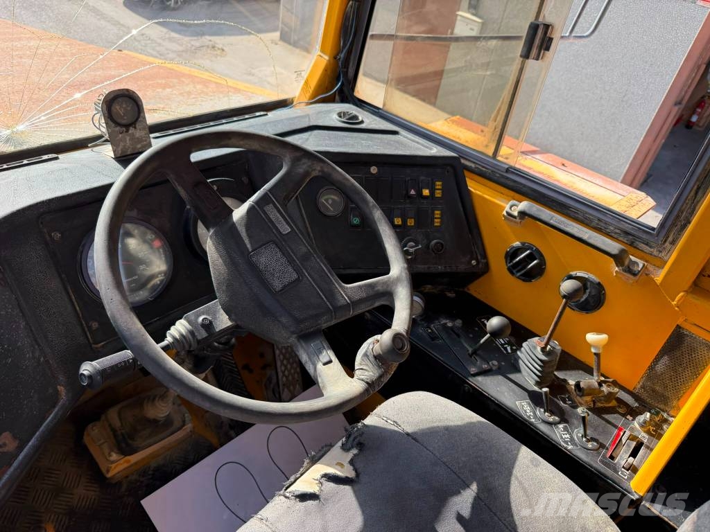 Volvo A 35 Шарнирно-сочленённые самосвалы