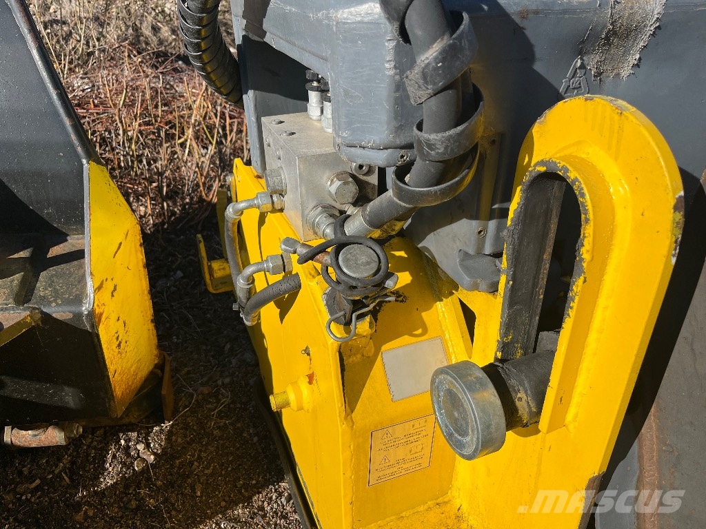 Vama Ehk/A 1600 Otros equipos para carreteras y quitanieves