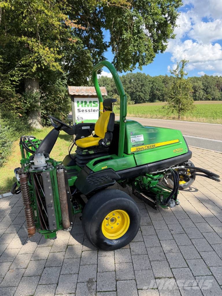 John Deere 6700 A PrecisionCut Tosaerba per il fairway