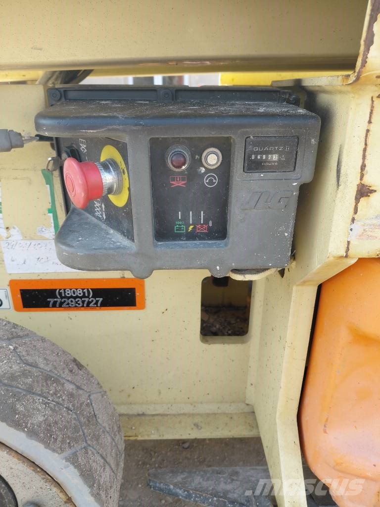 JLG 2630 ES Elevadores de tesoura