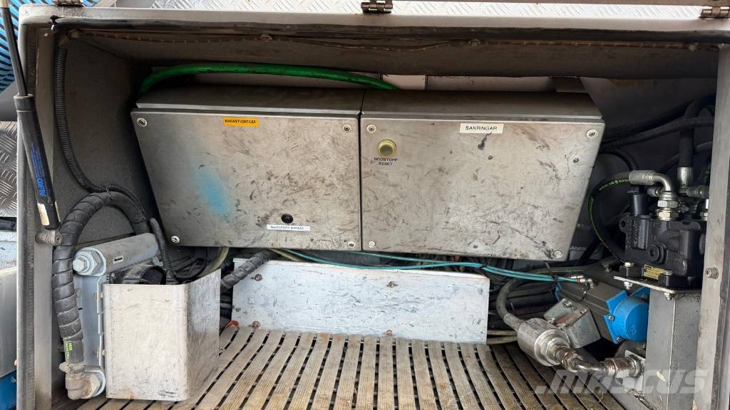 Scania P 410 EURO 6 VACUUM TANK WASTE+ WATER FROM ALUMINI Slamsugere