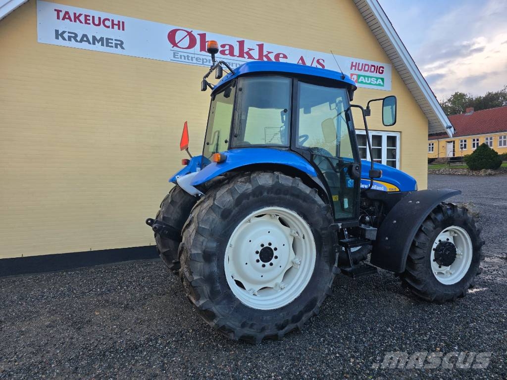 New Holland TD90D